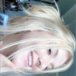 Meet your Posher, Ava